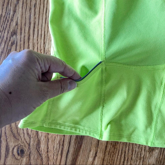 Nike Dri-Fit Tank size Small bright yellow - Picture 3 of 5